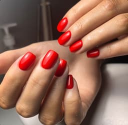 Builder gel manicure