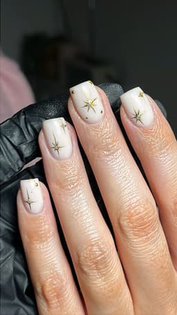 Biab manicure with nail art
