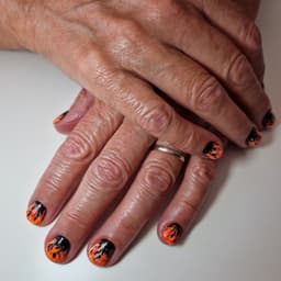 Flame nail art