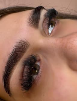 Brow tint