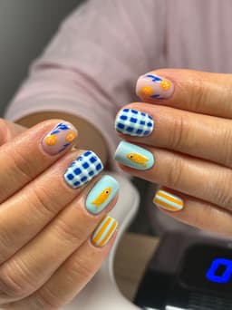 Builder gel with advanced nail art