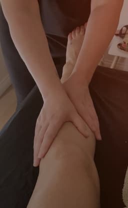 Pinks Boutique Body scrub