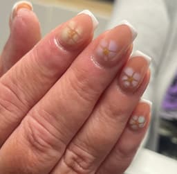 Builder Gel Nails x š