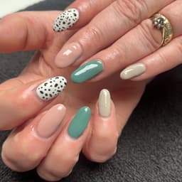 Builder Gel Nails x š
š¼