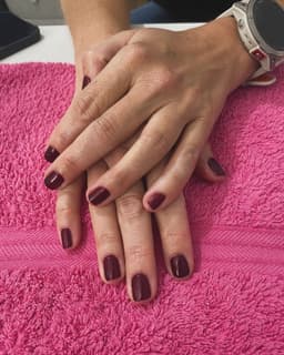 Shellac Manicure