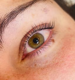 Lash lift and tint