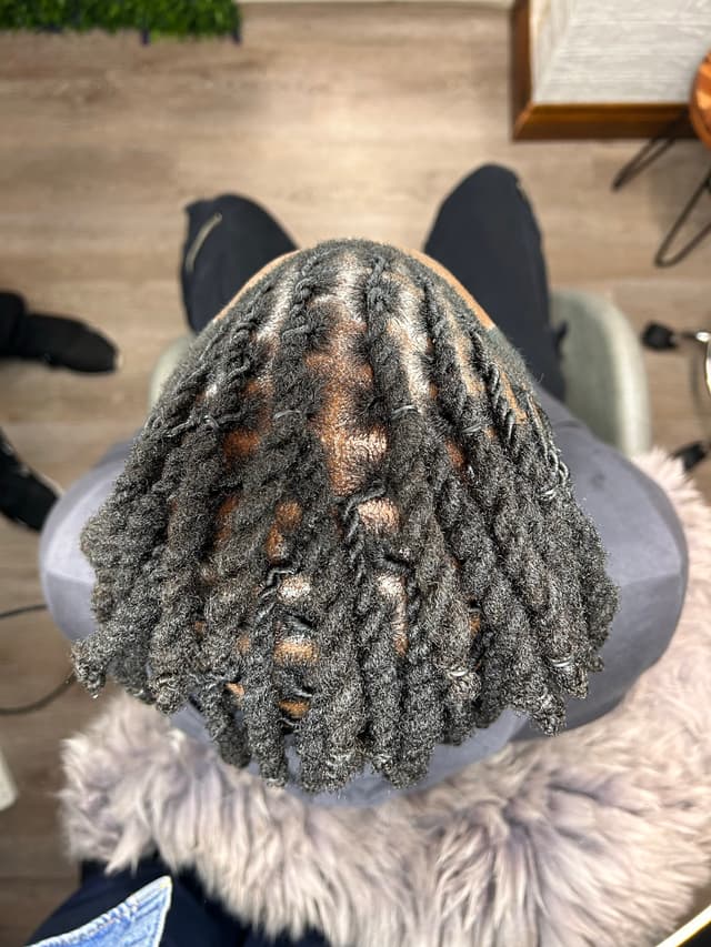 Flat to two-strand twists