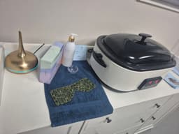 Full body set up with eye mask and aromatherapy oils available