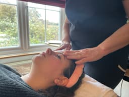 Natural Lift Face Massage