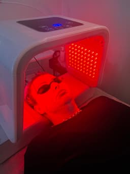 LED light therapy 💋🍓