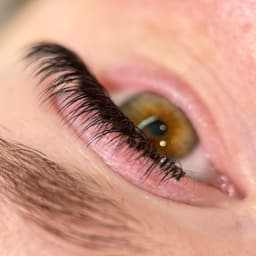 Hybrid Eyelash Extensions