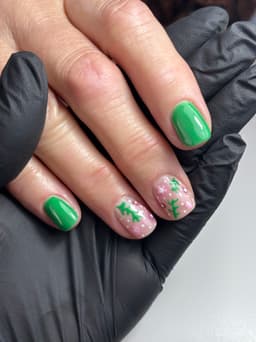 Silver nail art