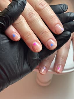 Bronze nail art