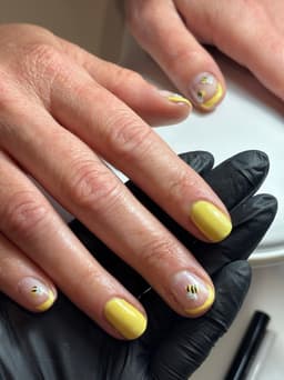 Silver nail art