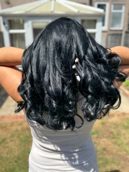 Black with hint of blue ✨