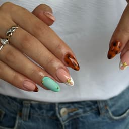 Builder gel Manicure with mix n match nail art