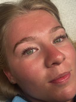 Lash lift and tint 🤍