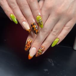 Hard gel on natural long nails, with a level 3 design