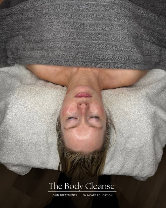 Luxury Dermaplaning