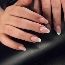 Builder Gel Mani - a structured manicure with French tips