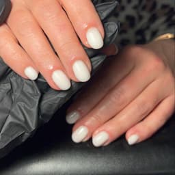 Builder gel manicure